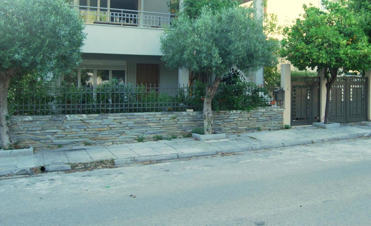 Affordable luxury garden apartment, Greece