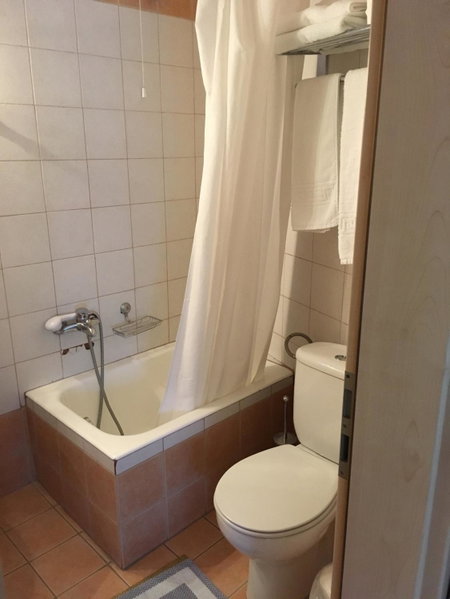 Hotel Orestion - Bike and motorcycle friendly hotel, Kastoria, Greece