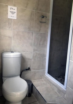7 on Connor - Luxury Family Cottage, Bloemfontein, South Africa