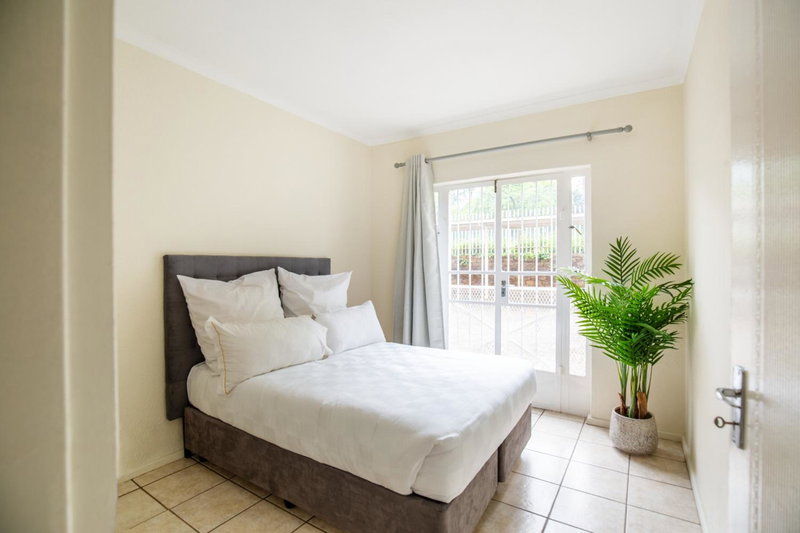 Beautiful Two Bedroom Appartment In Hatfield, Pretoria, South Africa