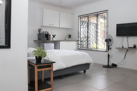Cosmo Sleepover, Roodepoort, South Africa