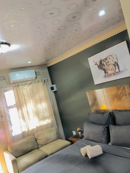 Hluzu Guest House, Hluhluwe, South Africa