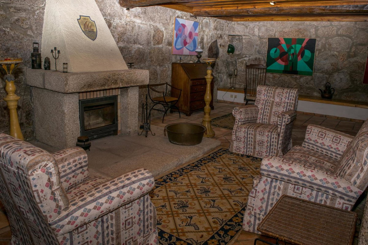 Hotel · Casa de Pascoaes Historical House, Amarante