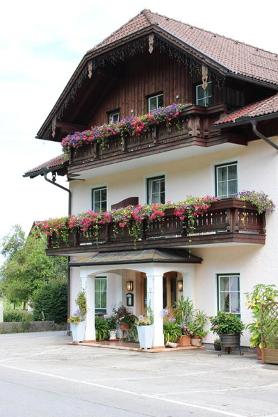 Hotel garni Weberhäusl, Strobl, Austria