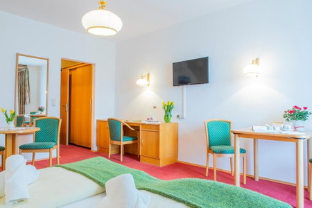 Hotel garni Weberhäusl, Strobl, Austria