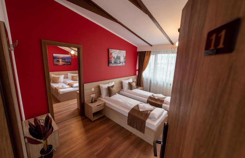 Escala Rooms, Ghimbav, Romania