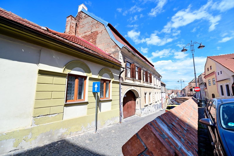 FLH - Anna's Guest House, Sibiu, Romania