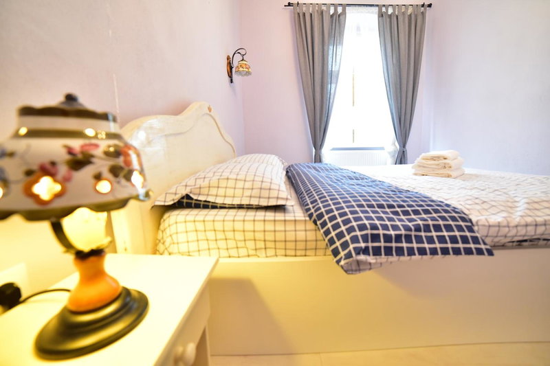 FLH - Anna's Guest House, Sibiu, Romania