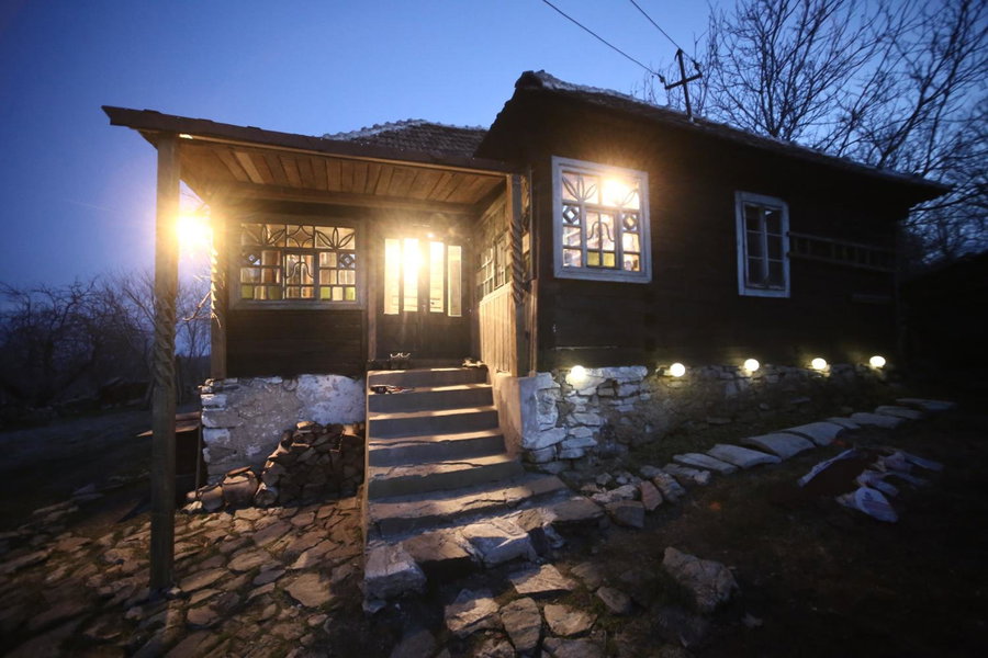 Casa Padureana - Log House from 1860, Hunedoara, Romania