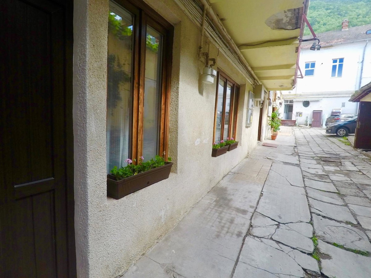 Fifty shades of travel, Romania