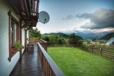 Cabana Mosneagului, Fundata, Romania