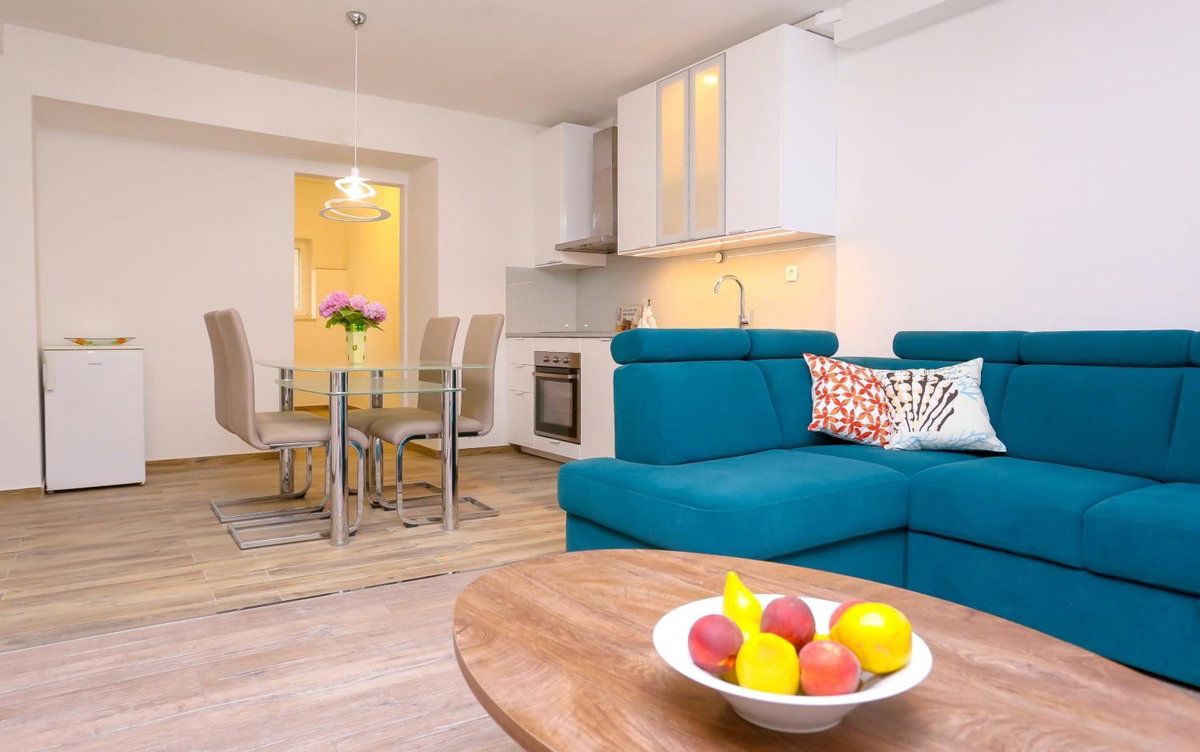 Apartment Dvor, Croatia
