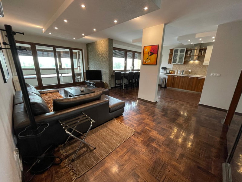 Riverside Luxury Apartment, Osijek, Croatia