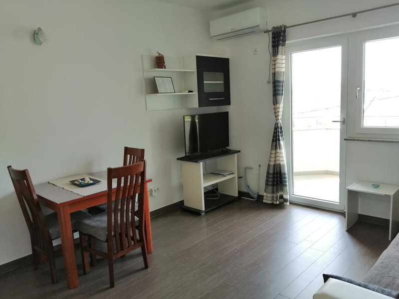 Villa Luce Apartment House, Karlobag, Croatia