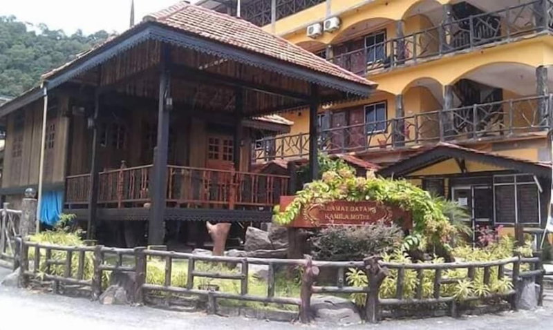 Kamila Teluk Senangin, Lumut, Malaysia