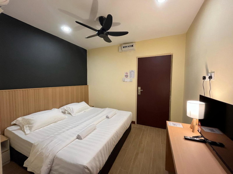 Halo Hotel, Semporna, Malaysia