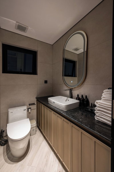 iRest Signature Ba Dinh Lakeside, Hanoi, Vietnam