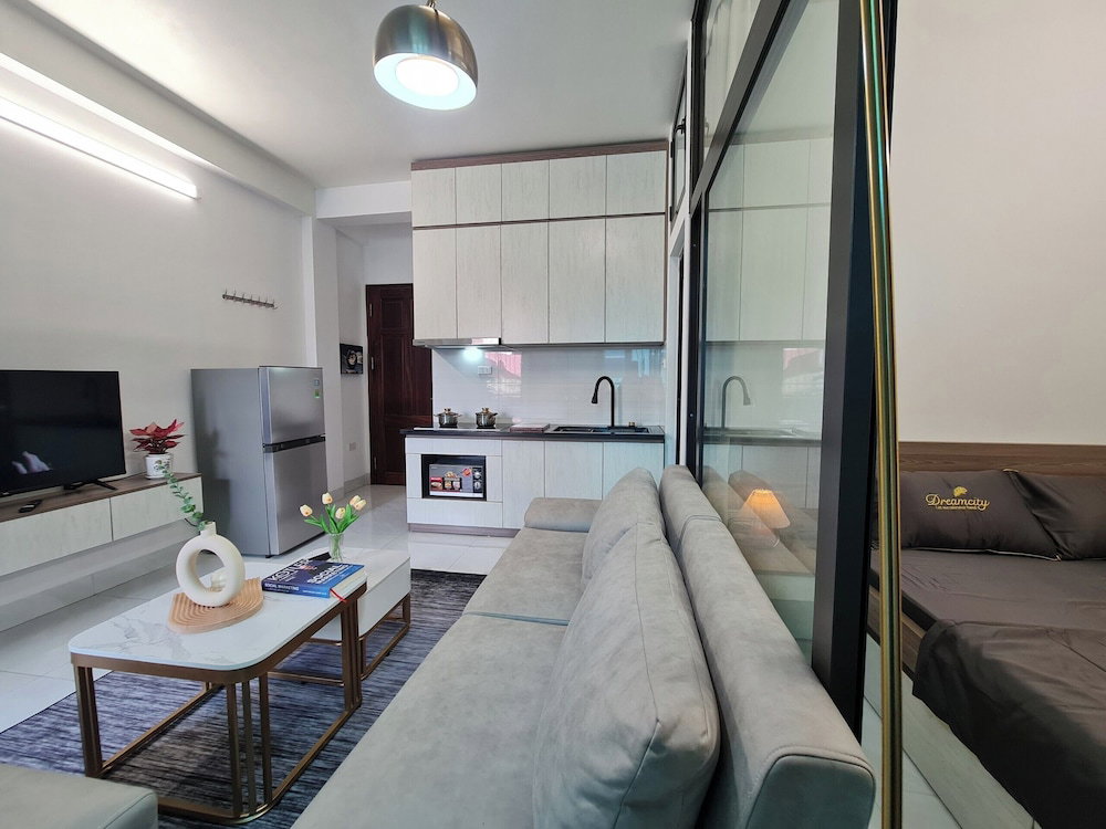 Hotel · The Little'N Homestay, Hanoi