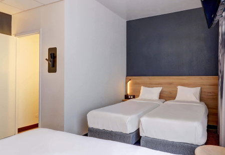 B&B HOTEL Dijon Centre, Dijon, France