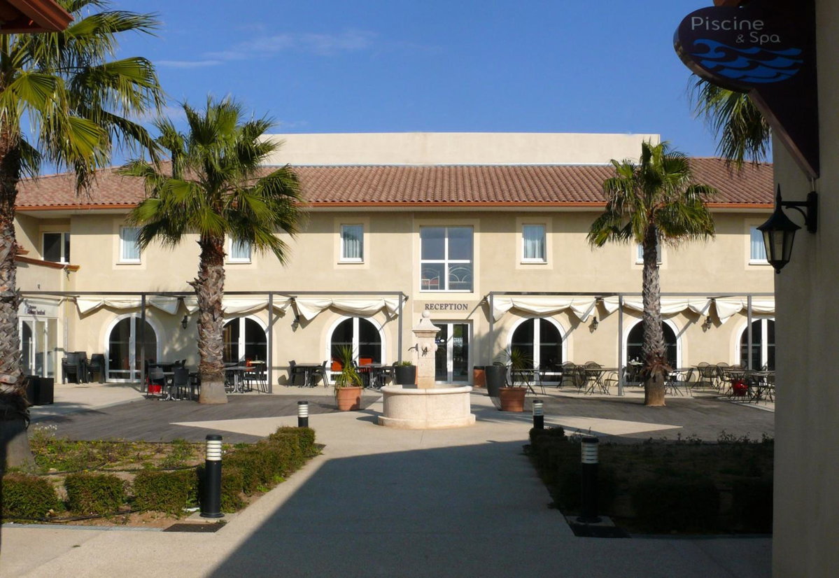 Hotel · Hôtel Jasses de Camargue, Gallargues-Le-Montueux