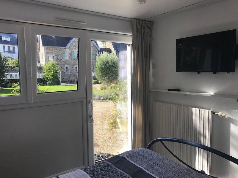 Lavoisier, Guingamp, France