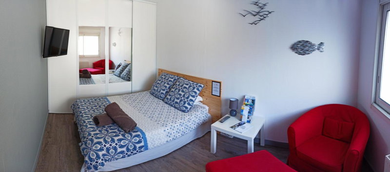 LauRina - Chambre, SDB, terrasse, arrivée autonome, Royan, France