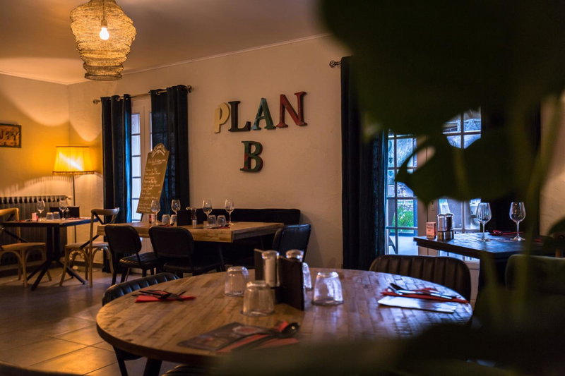 Le Plan B - Hôtel 3 étoiles - Restaurant, Ruoms, France