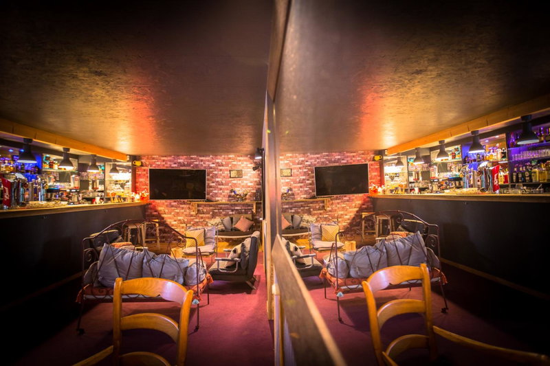 Le Plan B - Hôtel 3 étoiles - Restaurant, Ruoms, France