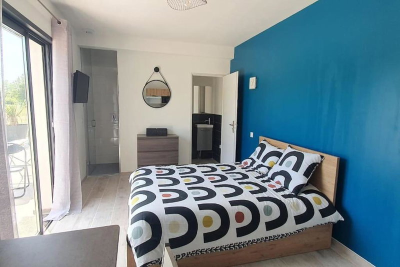 Studio Provence, Istres, France