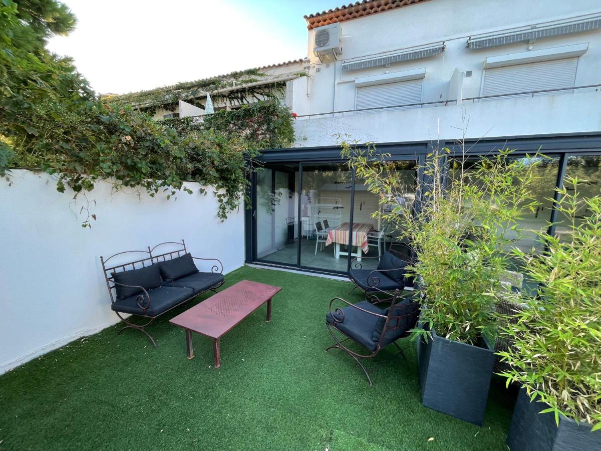 Hotel · Résidence San Paolisa, Hyères