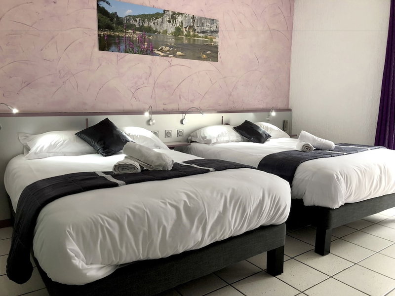 Logis Hotel Bellevue, Saint-Martin-d'Ardèche, France