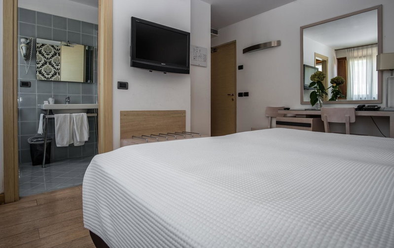 Hotel Residence Ristorante Ramandolo, Udine, Italy