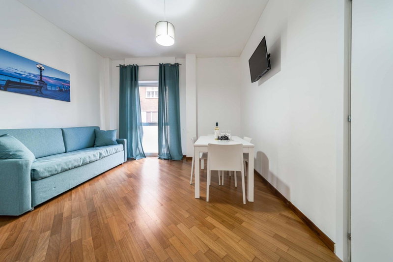 Dante 138 Class rooms & apartments, Bari, Italy