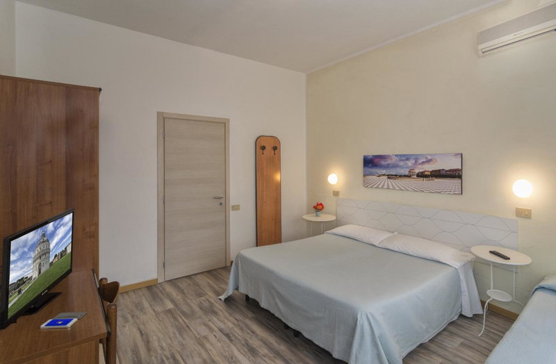 Hotel Cecile, Pisa, Italy