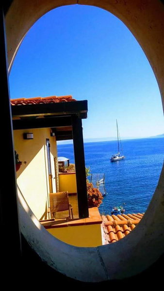Romeo e Giulietta Scilla, Scilla, Italy