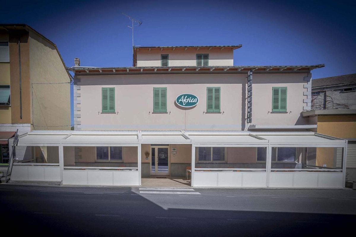 Albergo Africa, Italy