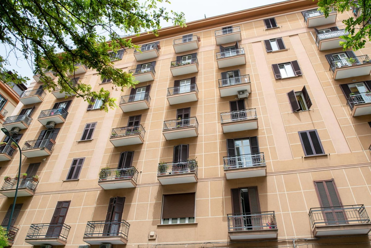 Hotel · Suite 33, Naples