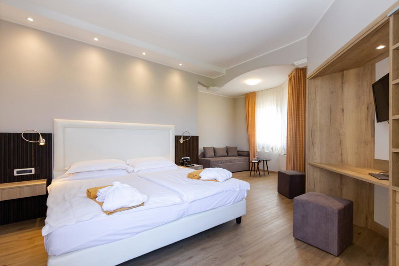 Hotel Terme Leonardo, Abano Terme, Italy