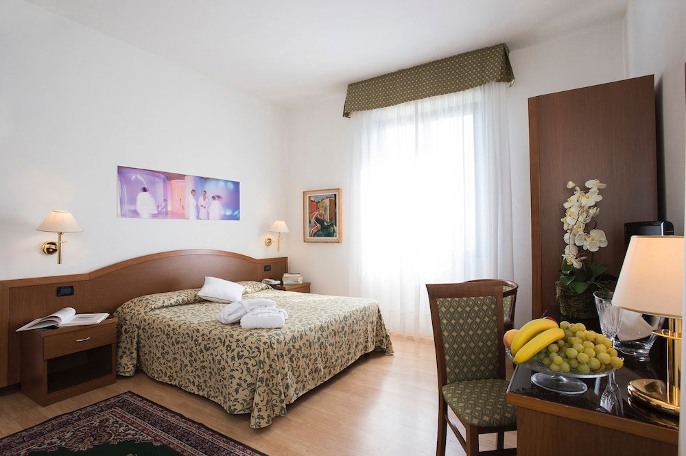 Hotel · Albergo Angiolino, Chianciano Terme