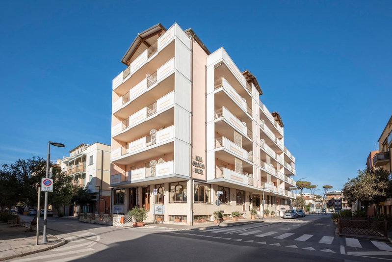 Lola Piccolo Hotel e Appartamenti, Marina di Grosseto, Italy