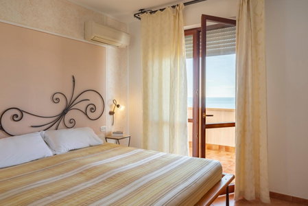 Lola Piccolo Hotel e Appartamenti, Marina di Grosseto, Italy