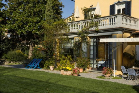 Al Porto Di Lucca B&B, Lucca, Italy