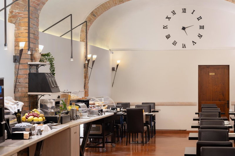 Hotel Ristorante Borgo Antico, Monteroni dʼArbia, Italy