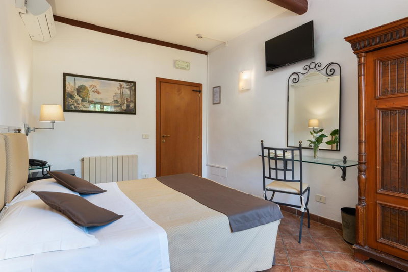 Hotel Ristorante Borgo Antico, Monteroni dʼArbia, Italy