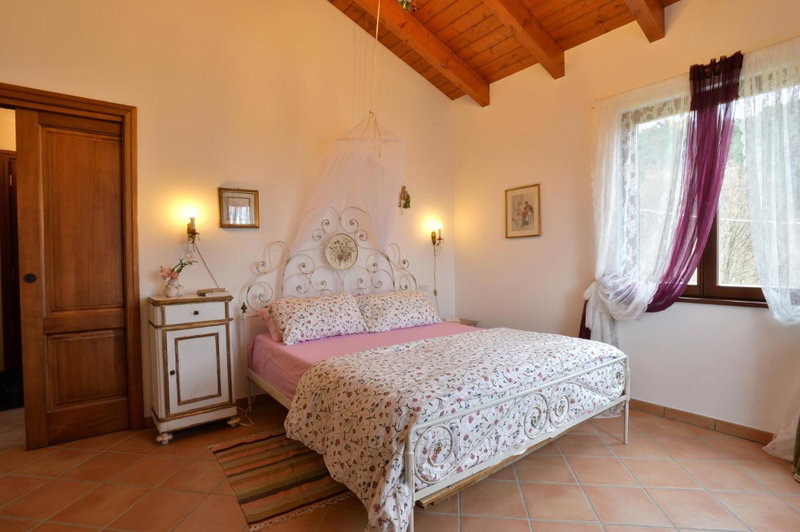 Il Laghello Wood House, Framura, Italy