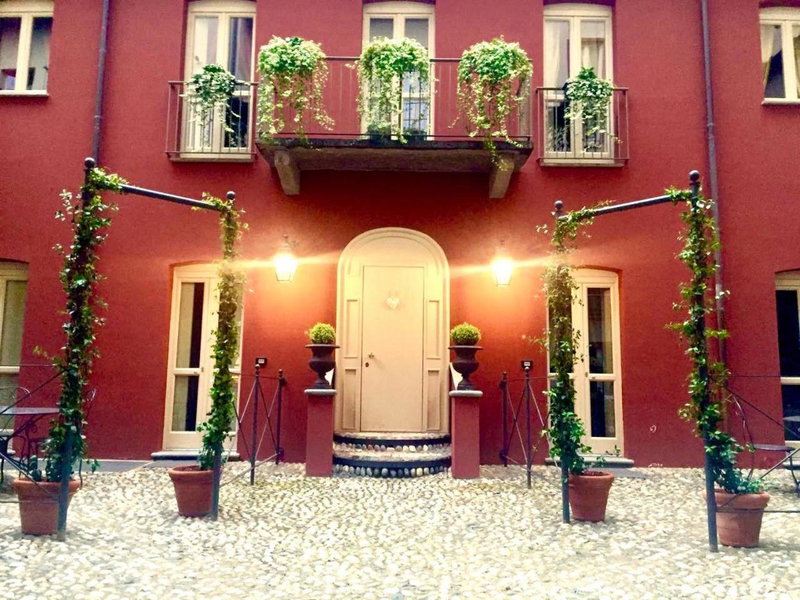Porta Palace Apartments, Turin, Italy