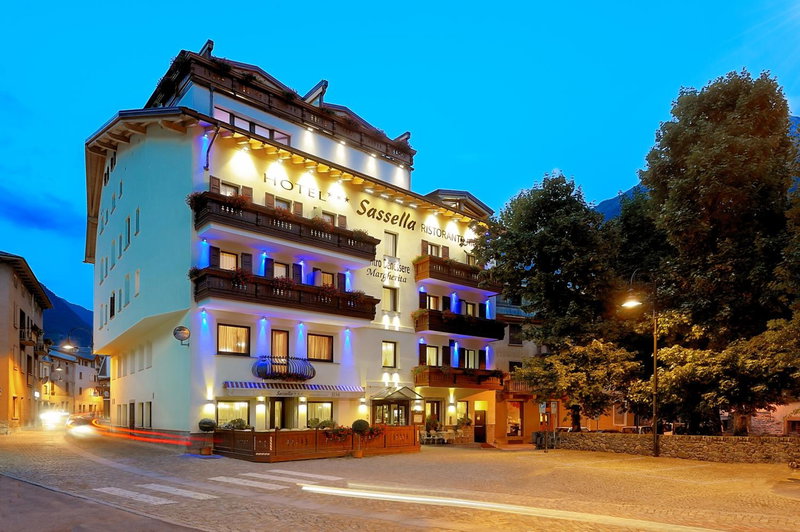Hotel Sassella, Grosio, Italy