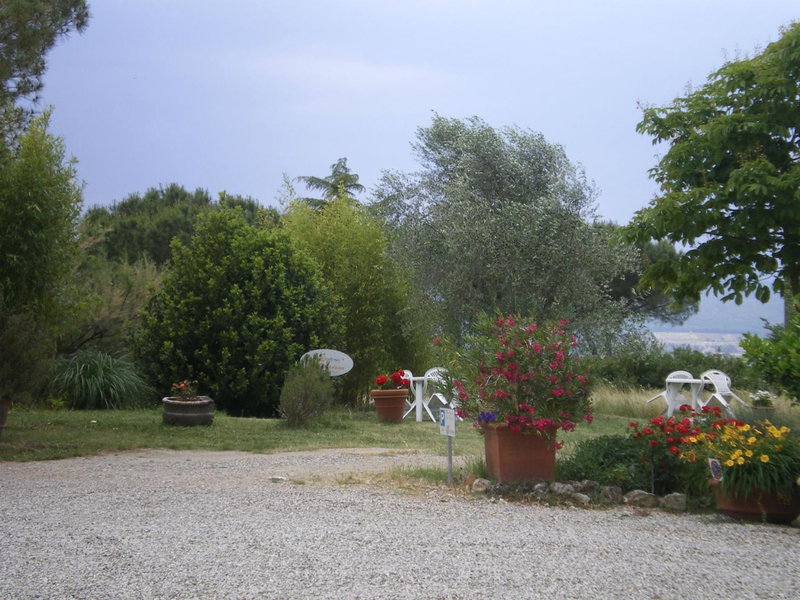 Fullino Nero Rta - Residenza Turistico Alberghiera, Siena, Italy