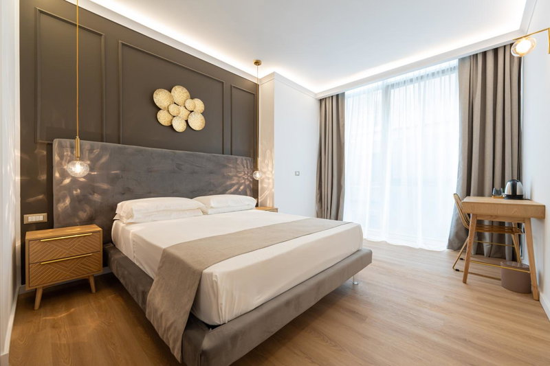 Toledo Relais Suites, Naples, Italy