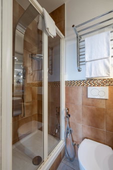 Superior Relais FCollection Temple View, Rome, Italy